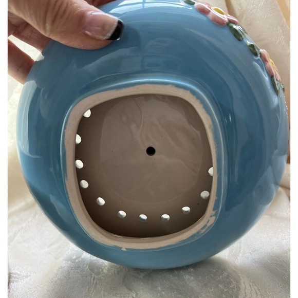 Bunny Rabbit Reamer/Juicer Pastel Ceramic Cracker Barrel, Collectible Vase - Picture 10 of 13